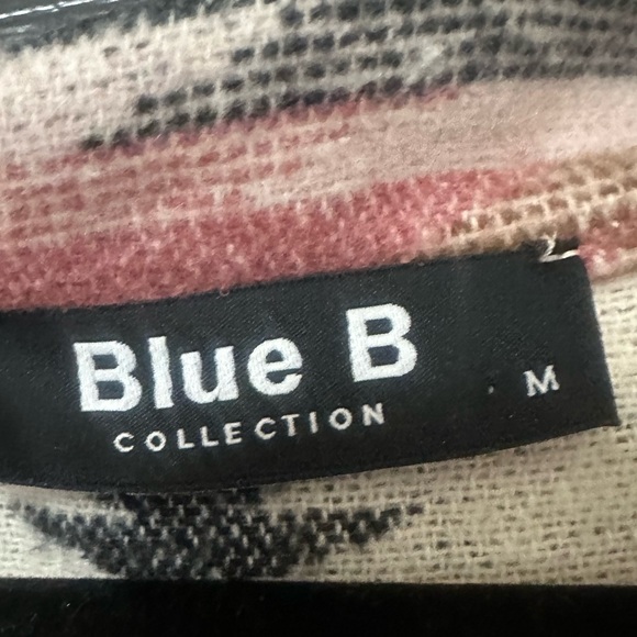 Aztec Jacket - Picture 3 of 3